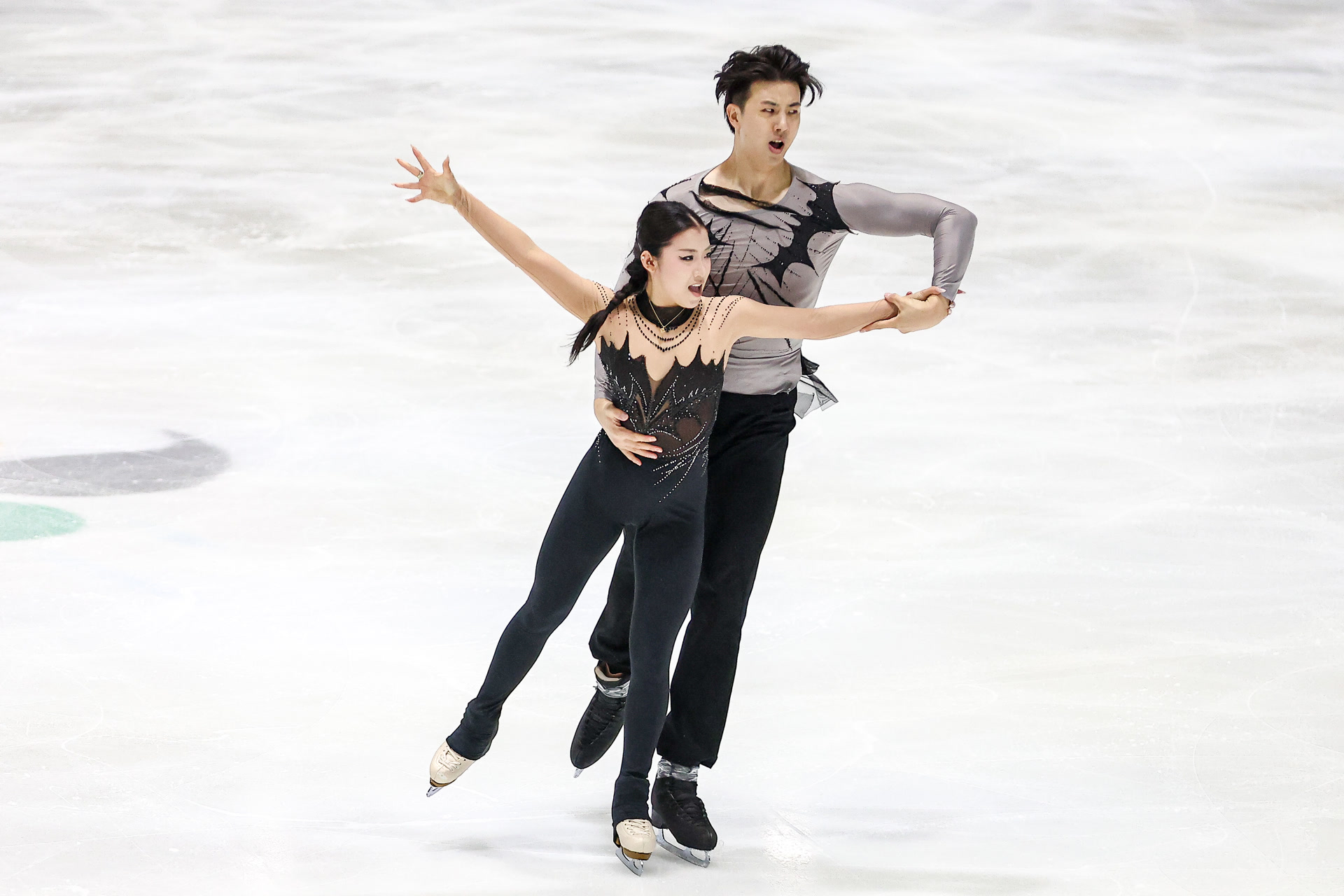 上给他们加 上给他们加