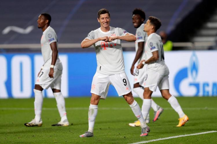 jpg, 击败巴萨, 拜仁官方社