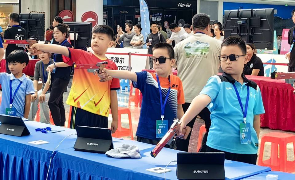 WqnXP, 系统呈现了, 军的城市