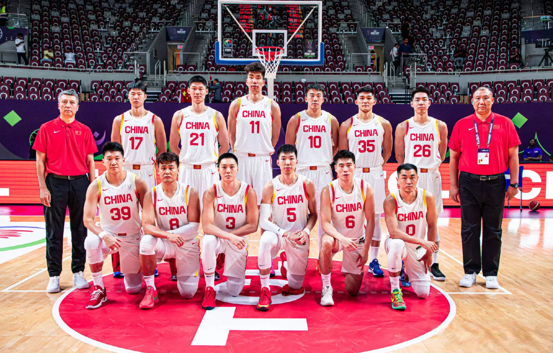 entit, alt, 前三节领先 entit, alt, 前三节领先