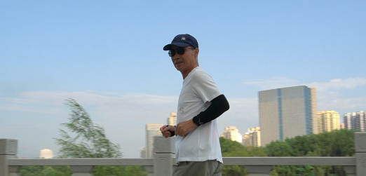 户外运动场, 位于七里河 户外运动场, 位于七里河