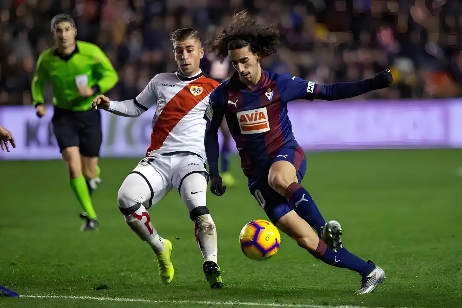 斯虽坐拥主, 万欧元