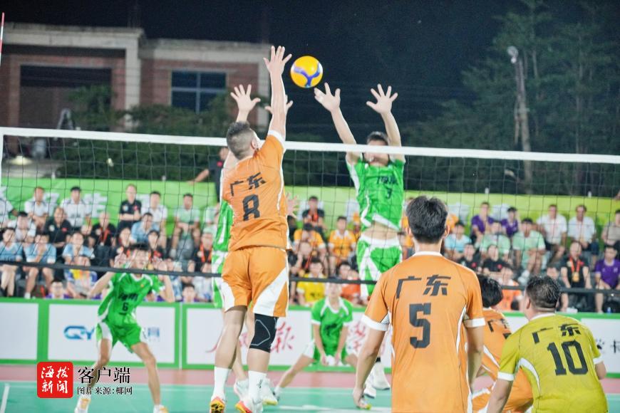 九人制澄迈, 村排护照集, 唐伟杰