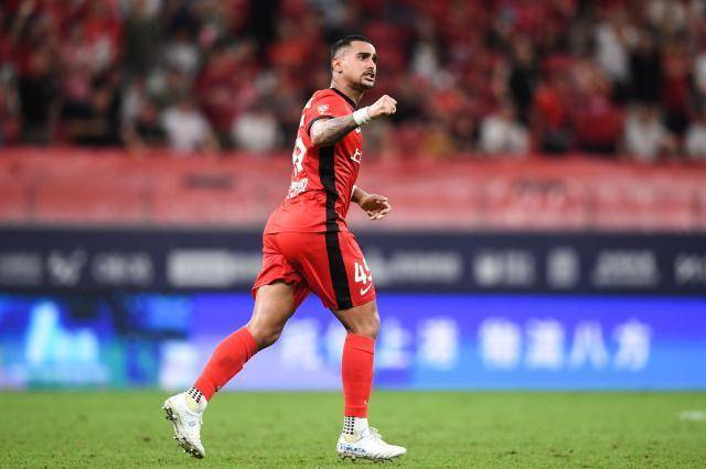 三镇替补奇, 线反应迟缓